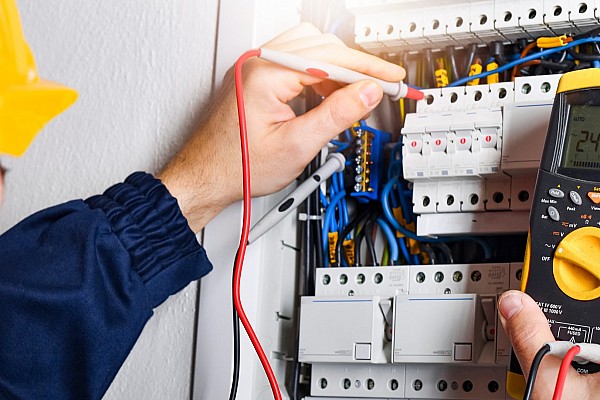 Bild 2 zu Wartung & Reparatur
