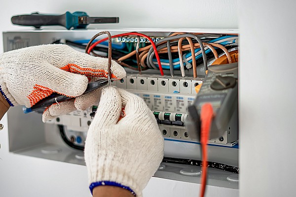 Bild 3 zu Wartung & Reparatur